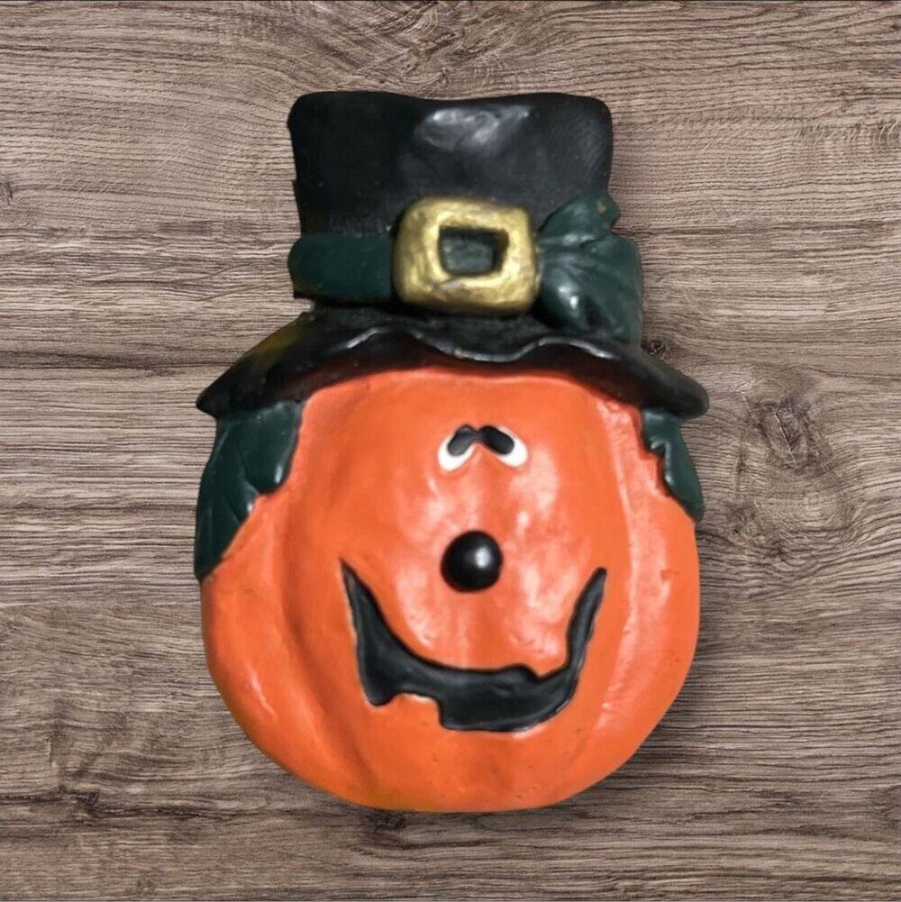 Vintage Halloween Pumpkin Witch Hat Brooch Jack O Lantern Pin Orange Black